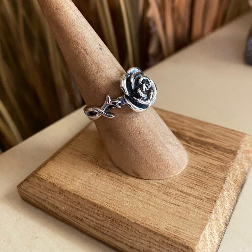 Sterling Silver Rose Ring Size 8